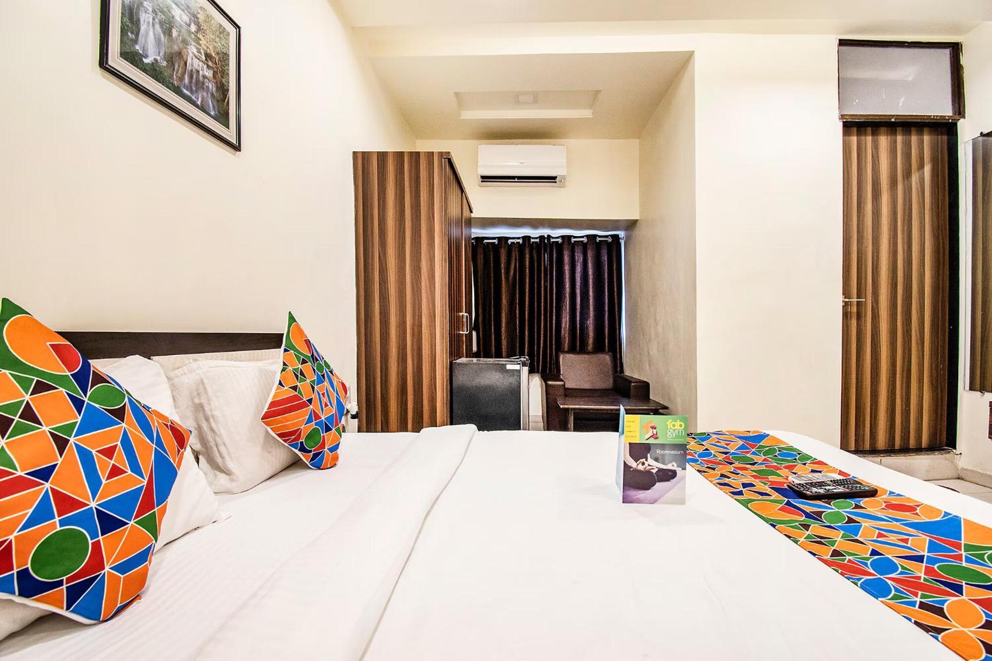 Fabhotel Maher Inn Ahmadabad Zewnętrze zdjęcie
