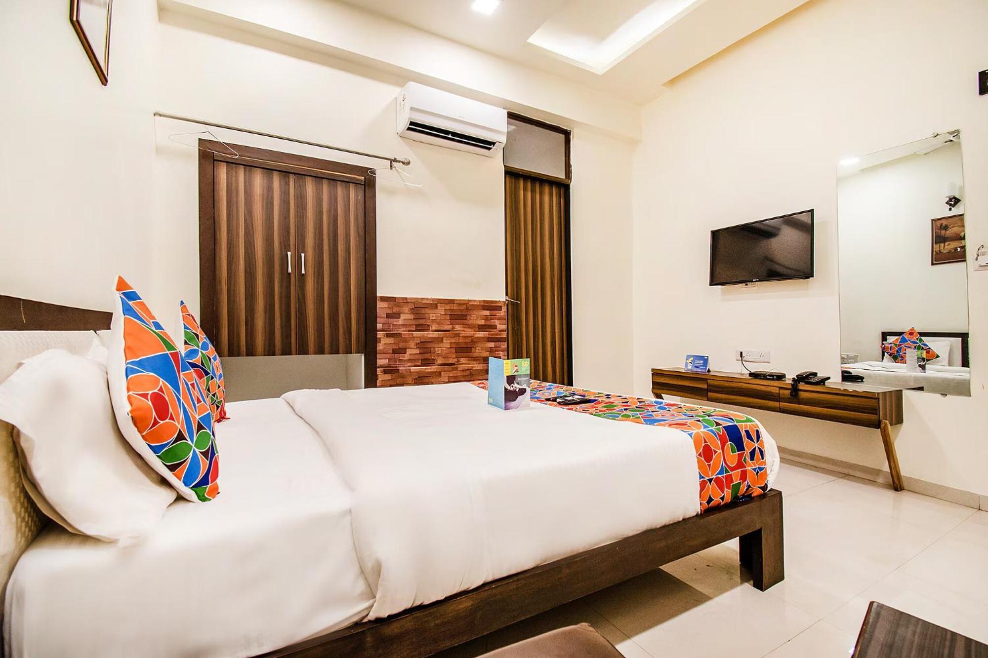 Fabhotel Maher Inn Ahmadabad Zewnętrze zdjęcie